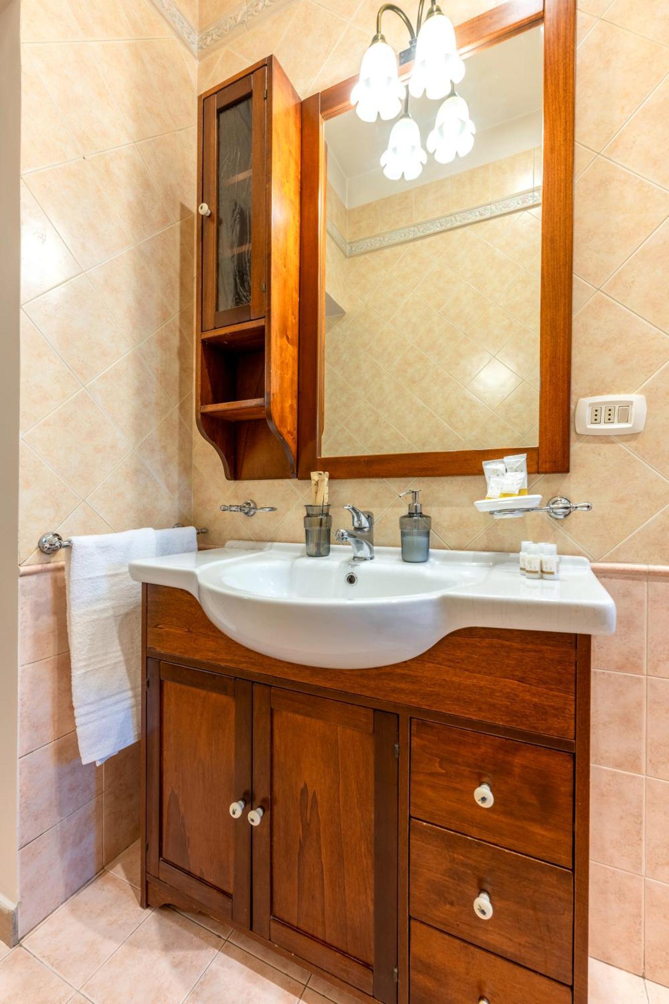 100Mq Maison Paradise - Central & Elegant Apt Bari Zewnętrze zdjęcie