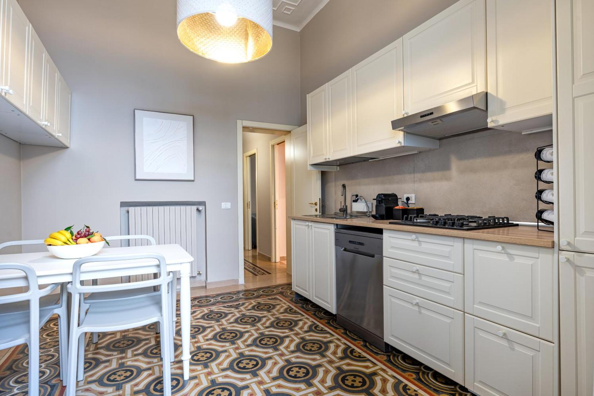 100Mq Maison Paradise - Central & Elegant Apt Bari Zewnętrze zdjęcie